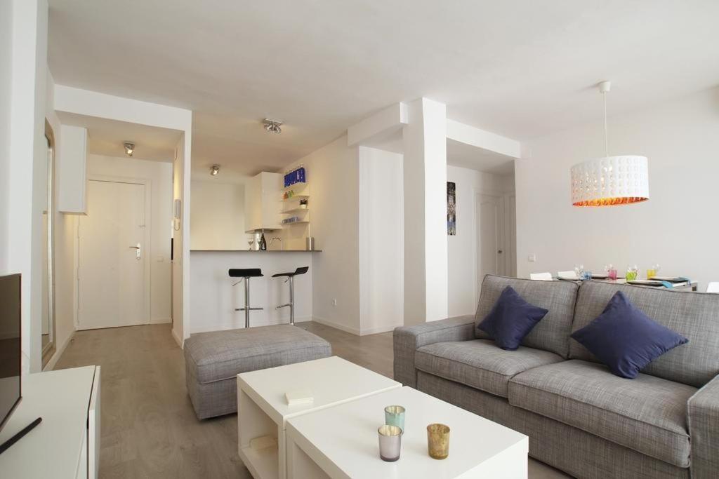 Warm Sands Apartment By Hello Homes Σίτζες Εξωτερικό φωτογραφία