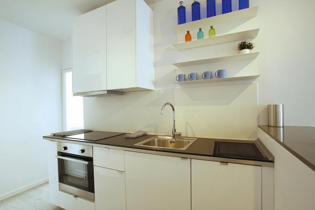 Warm Sands Apartment By Hello Homes Σίτζες Εξωτερικό φωτογραφία